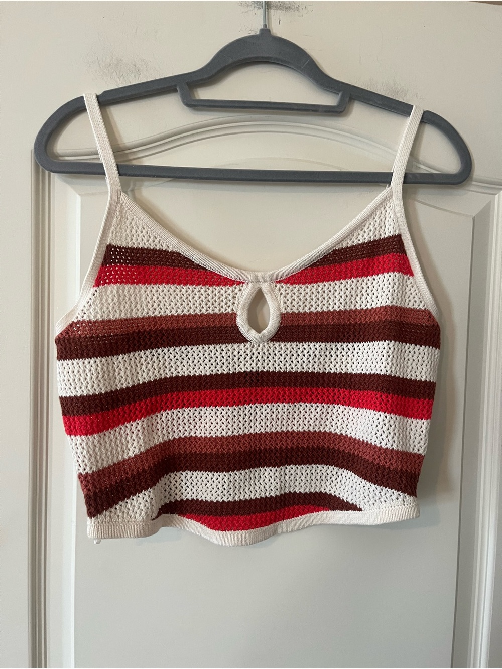 American Eagle Striped Knit Crop Tank Top in Cream, Red & Brown Size Large